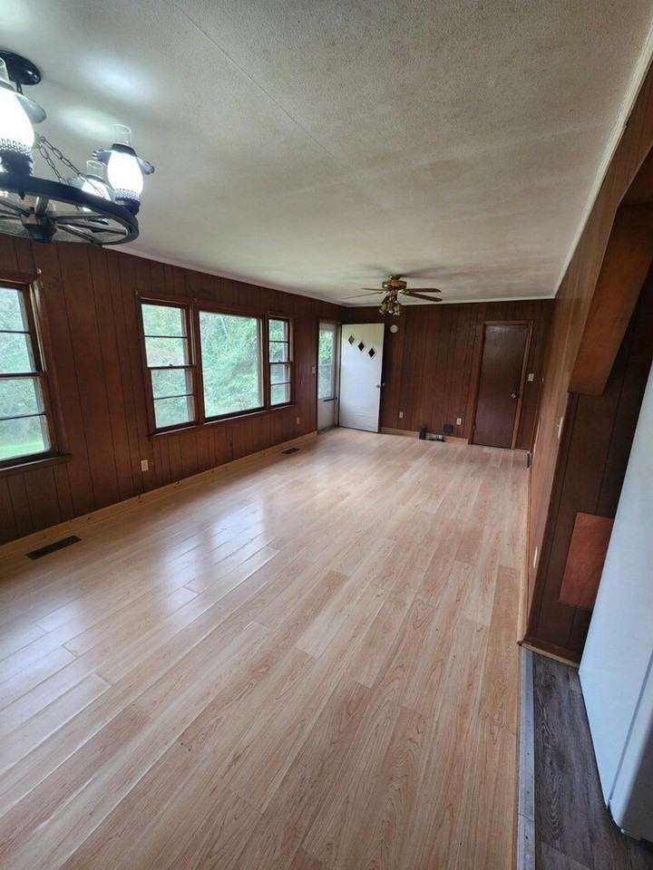 297 Anderson Ln - Photo 3 of 9