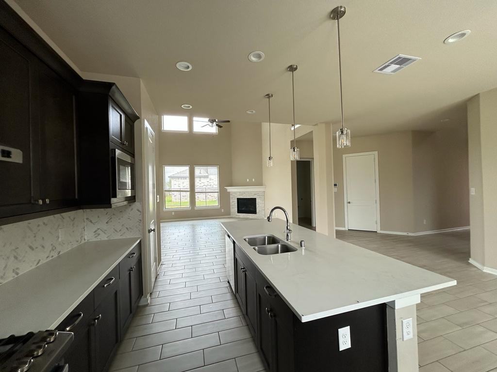 580 Santa Rosa Hills Dr - Photo 4 of 45