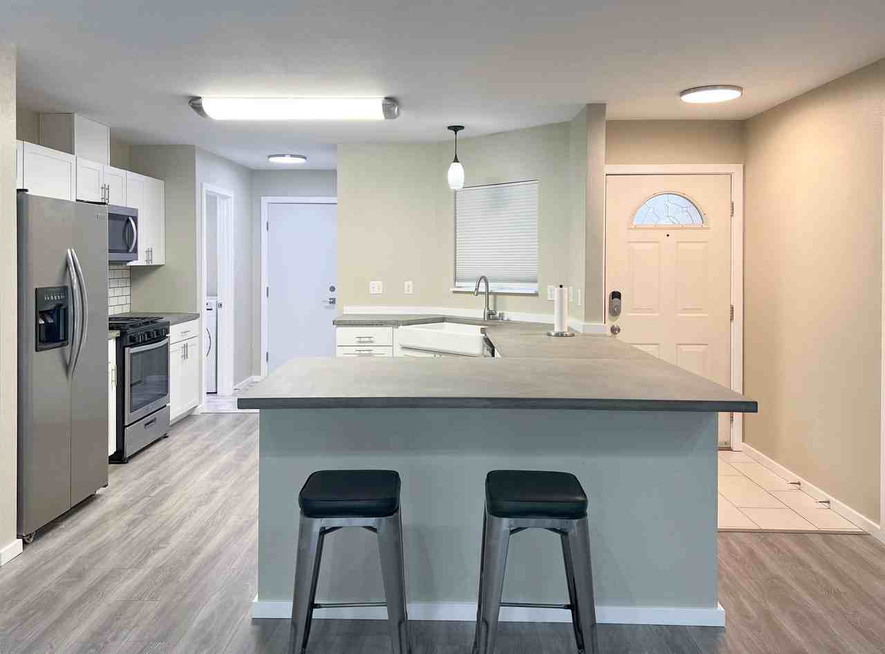 17416 Adams Ln #1 - Photo 4 of 33