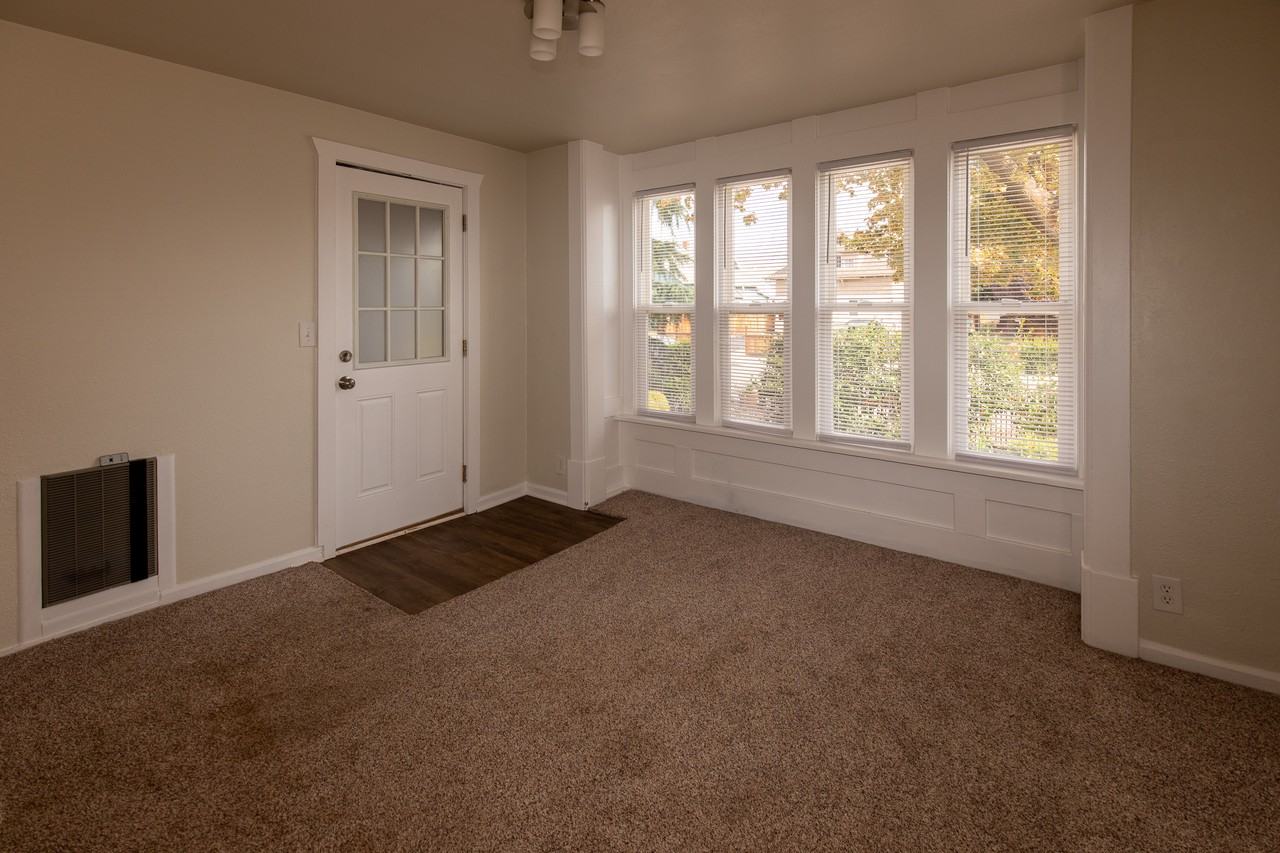 108 N Cleveland Ave #2 - Photo 3 of 14