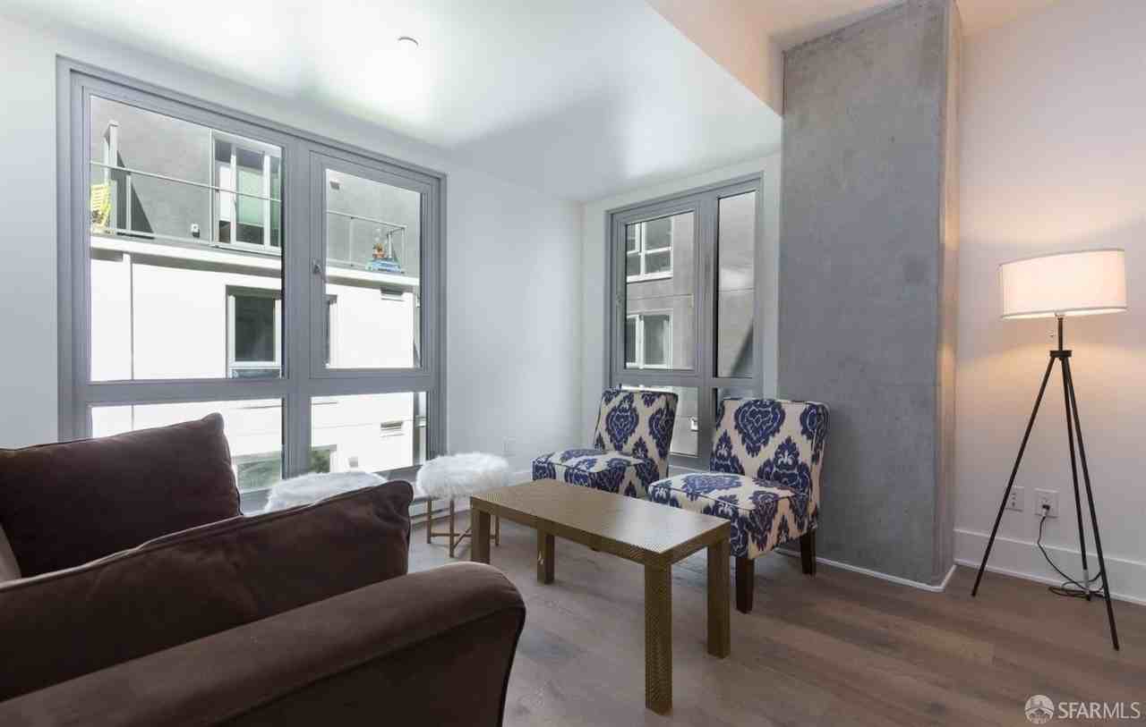 1075 Market St #312 - Photo 4 of 18