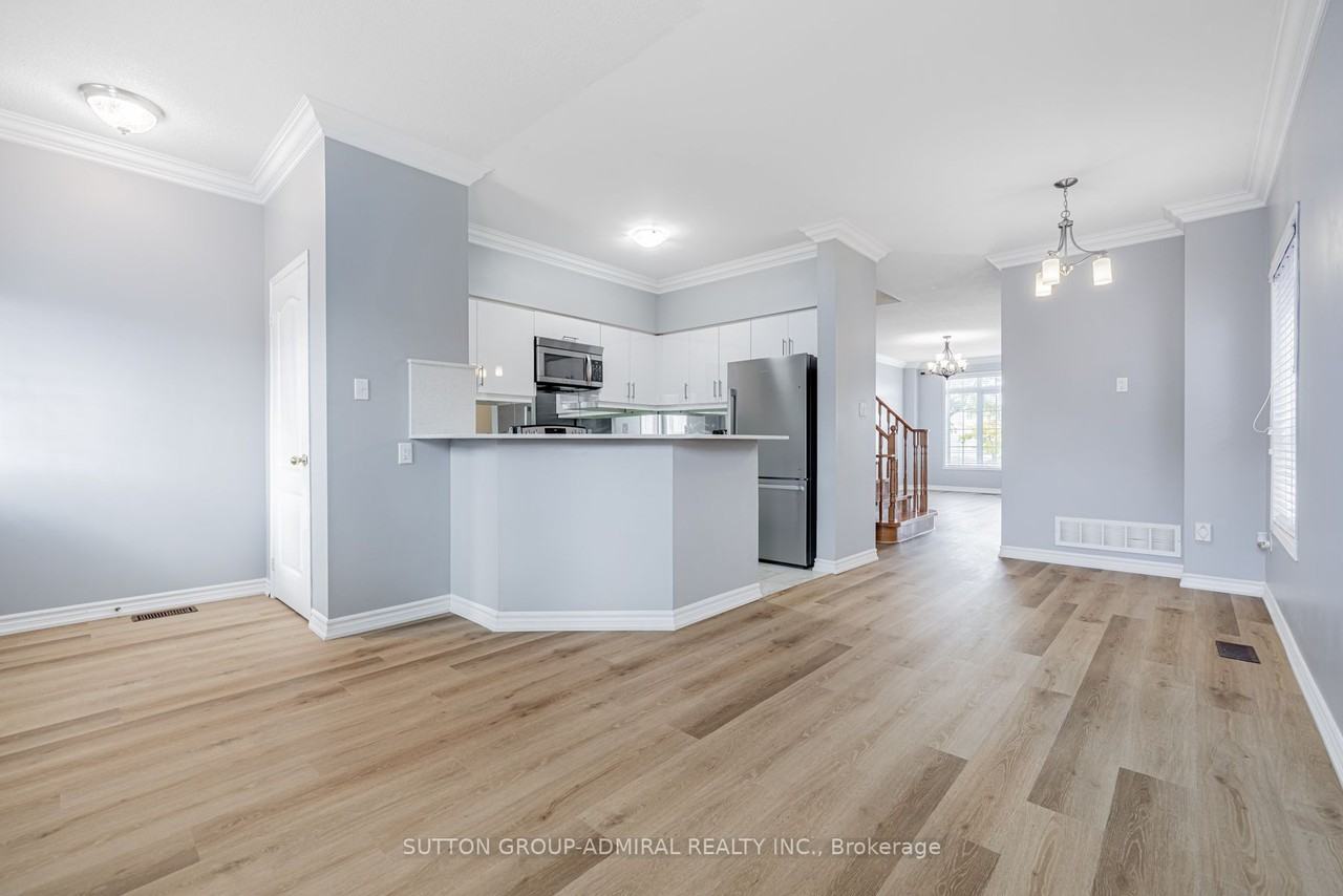 12 Forest Run Boulevard - Photo 3 of 15