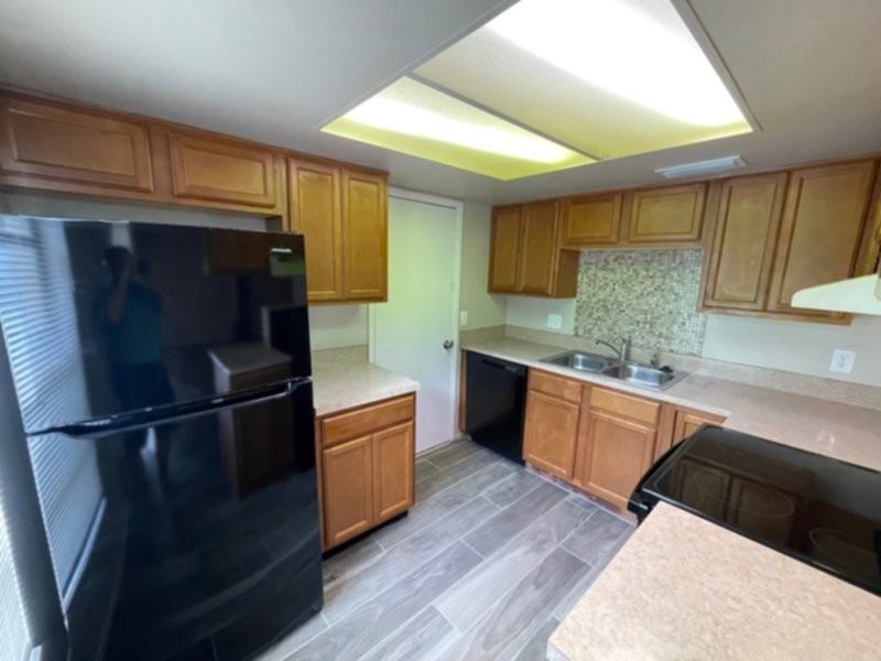 217 Cottonwood Dr - Photo 3 of 13