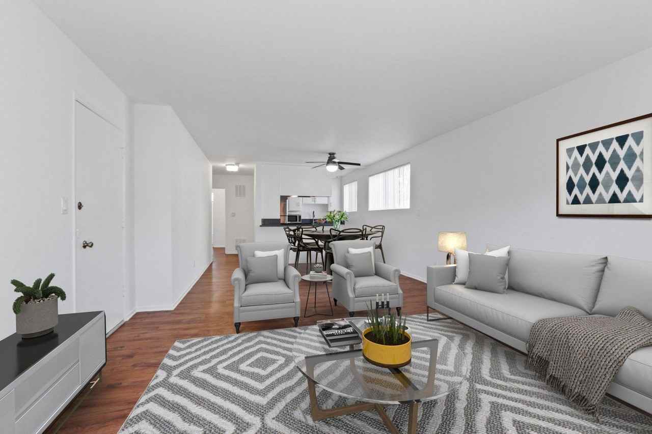 12317 Texas Ave - Photo 2 of 43