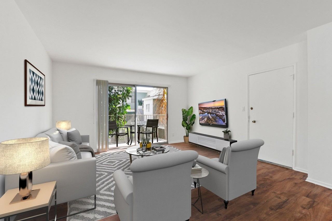 12317 Texas Ave - Photo 5 of 43