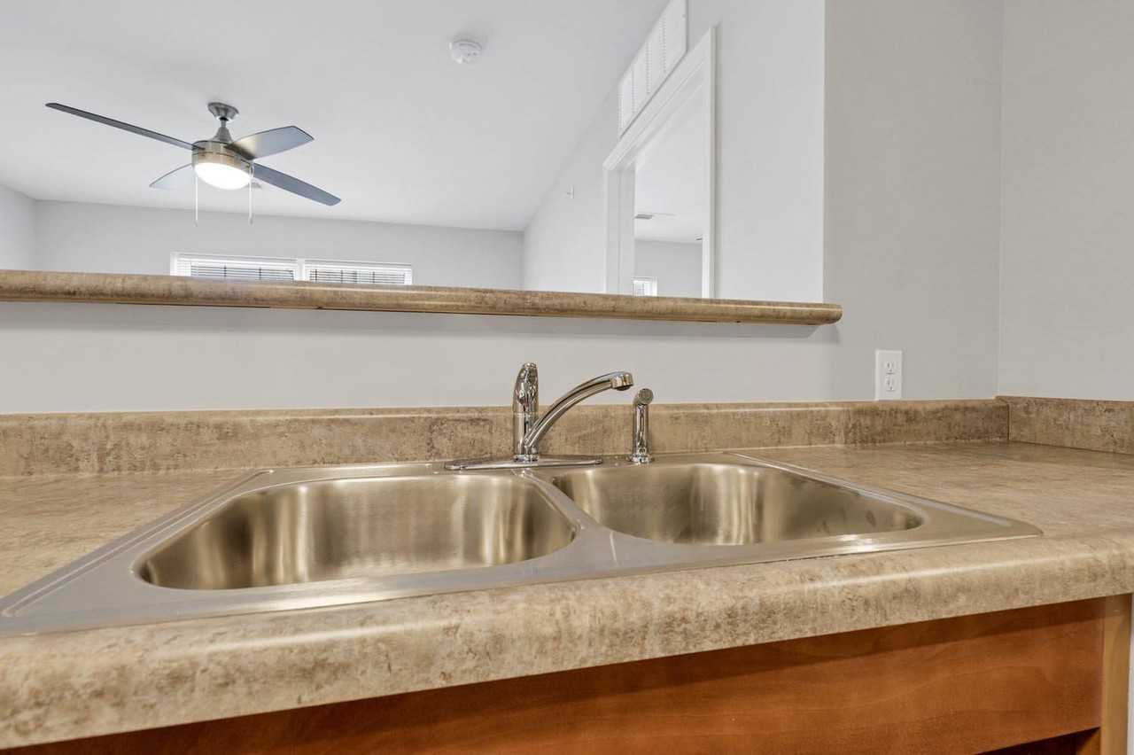 Lockbourne Greene - Photo 3 of 50