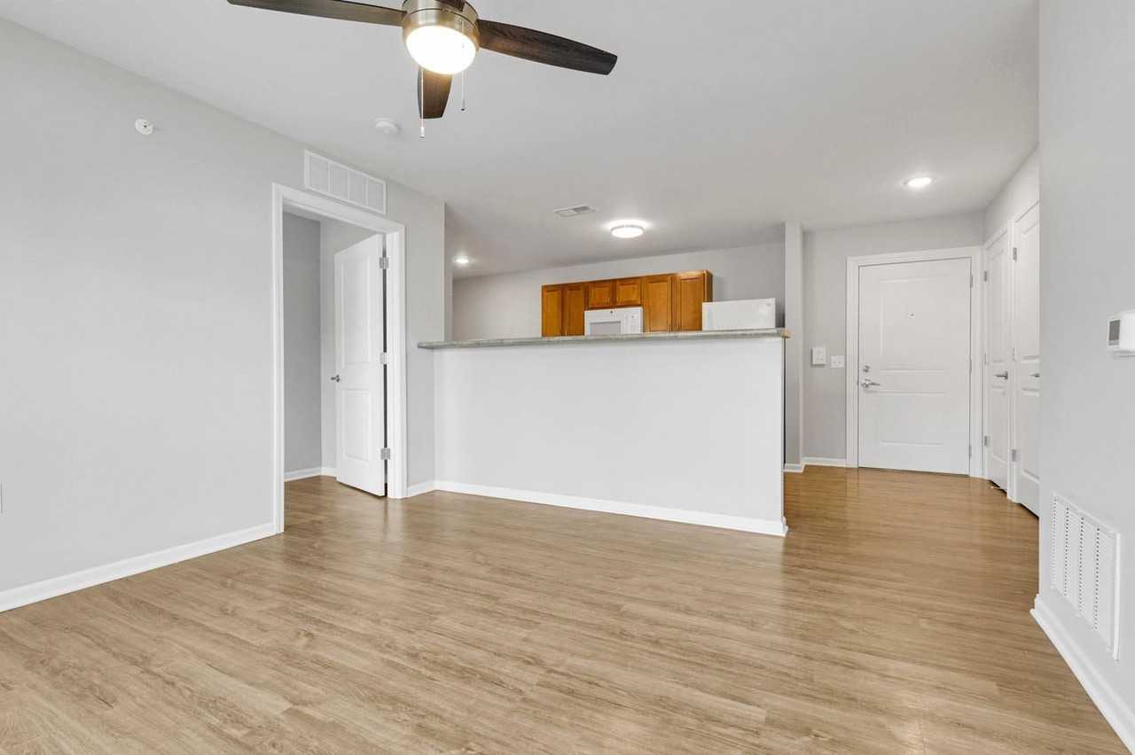 Lockbourne Greene - Photo 6 of 50