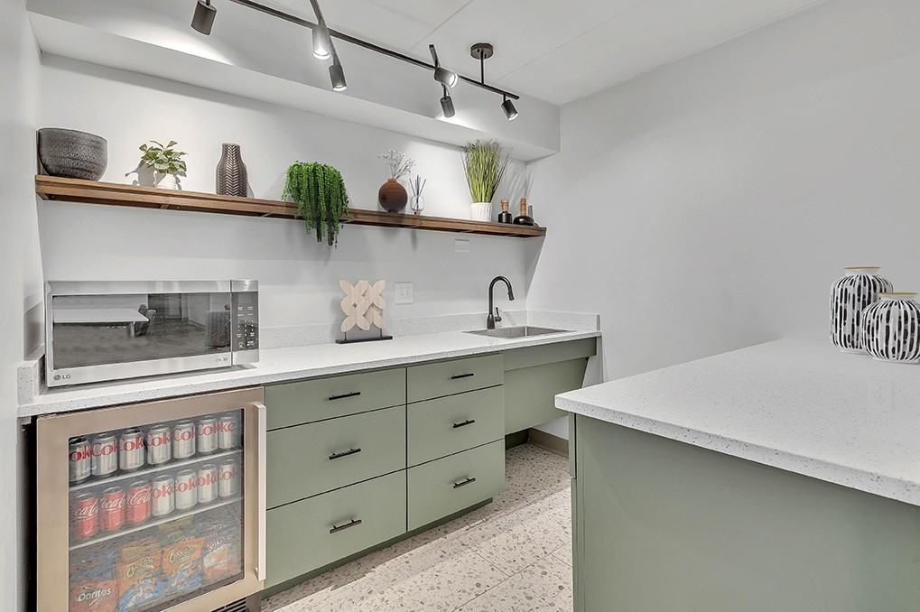 Haven Hobart - Photo 7 of 45