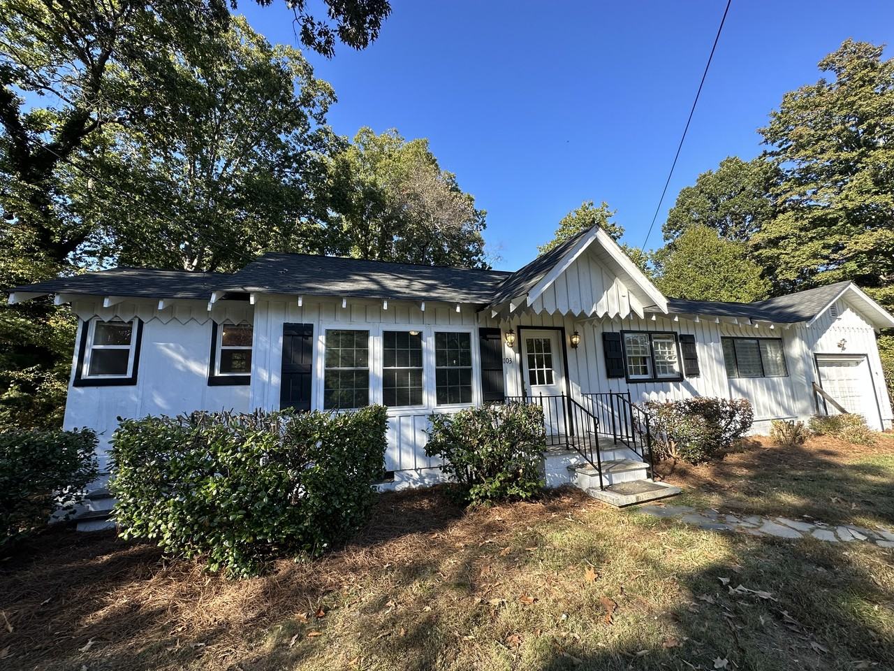 1103 Wooded Ave - Photo 2 of 18