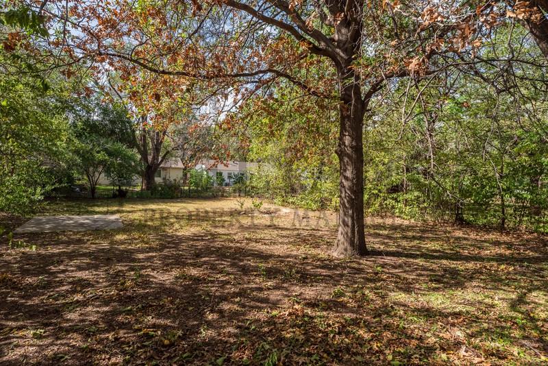 2511 N Woodland St - Photo 3 of 18