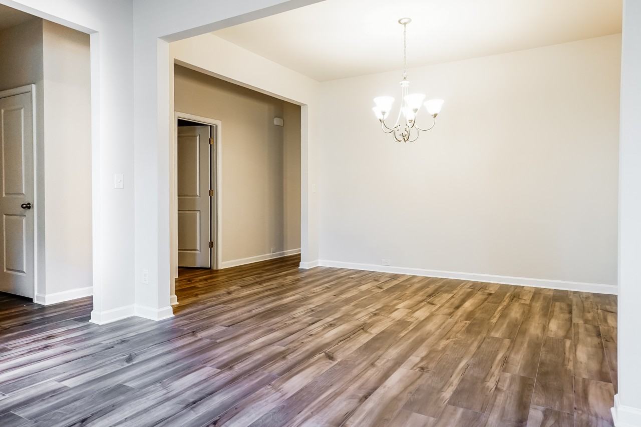 2851 Saratoga Lake View - Photo 5 of 17