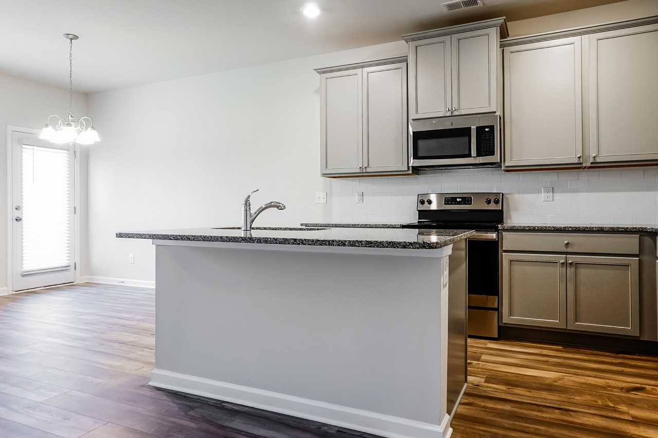 2851 Saratoga Lake View - Photo 6 of 17