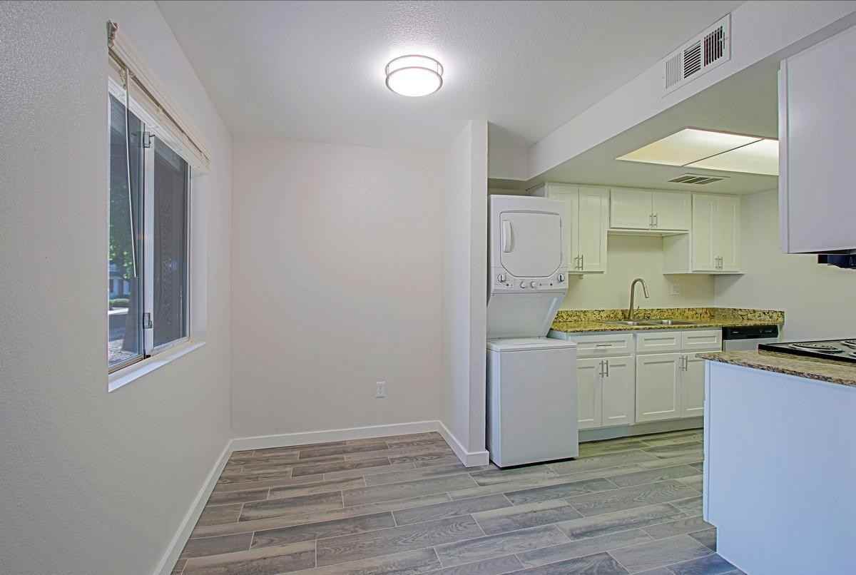 1248 S Vineyard - Photo 2 of 22