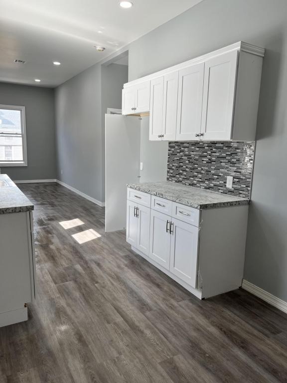 44 Marshall St - Photo 4 of 25