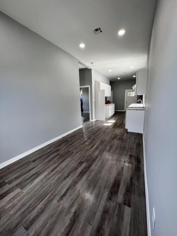 44 Marshall St - Photo 7 of 25