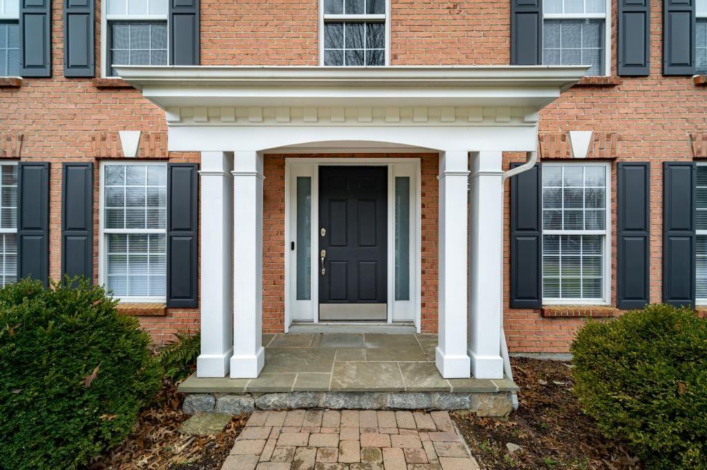 1105 Springridge Ct - Photo 3 of 34