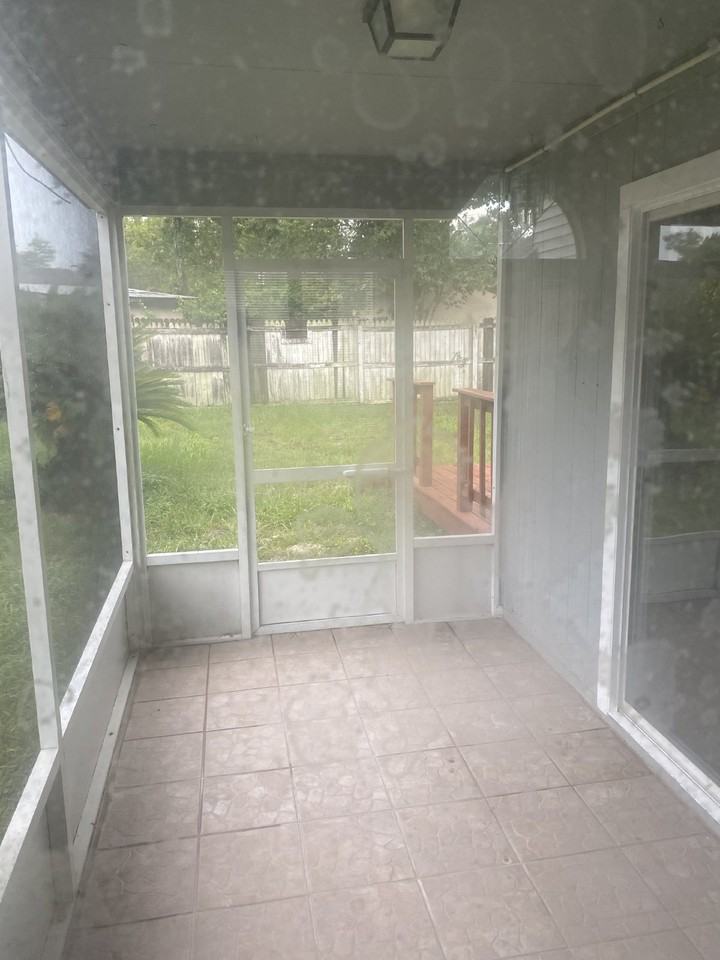 10132 Lone Star Rd - Photo 6 of 18