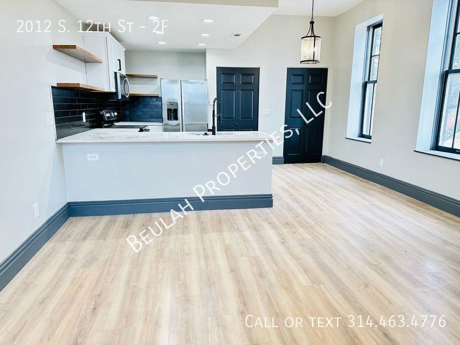 2012 S 12th St #2F - Photo 3 of 20