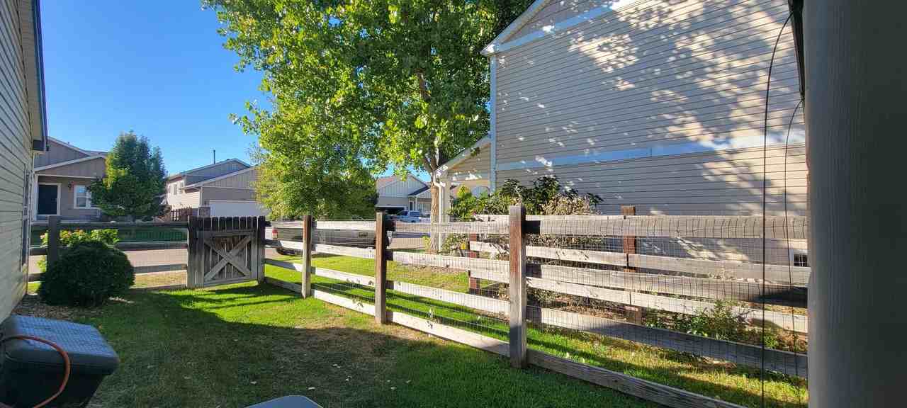 285 Valley Ave #NA - Photo 3 of 18