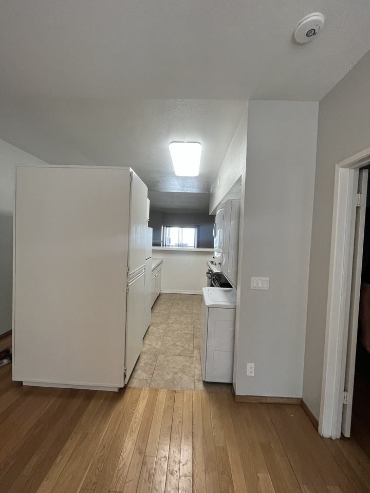 1906 Tradan Dr #1906 - Photo 3 of 16
