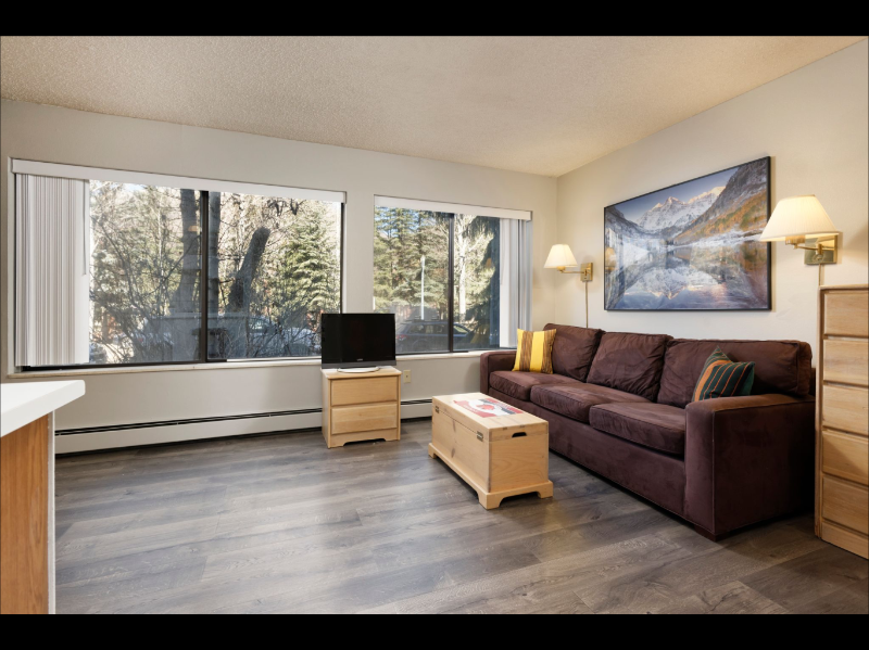 725 E Main St #110 - Photo 2 of 15