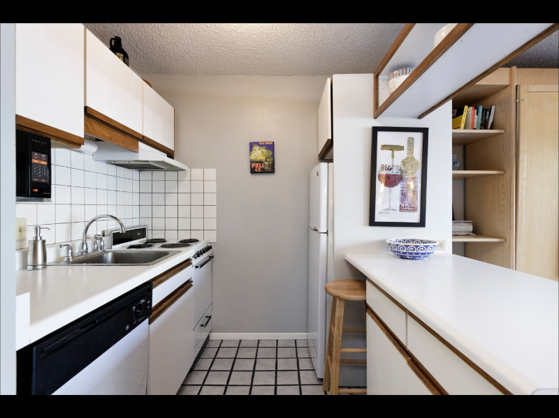 725 E Main St #110 - Photo 3 of 15