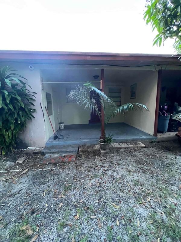 6106 Lincoln St - Photo 3 of 8