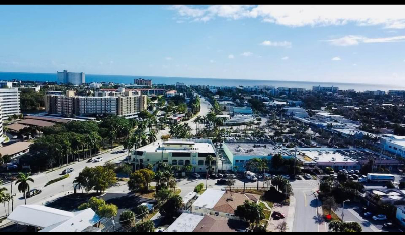 1321 Se 2nd St #1 - Photo 2 of 12