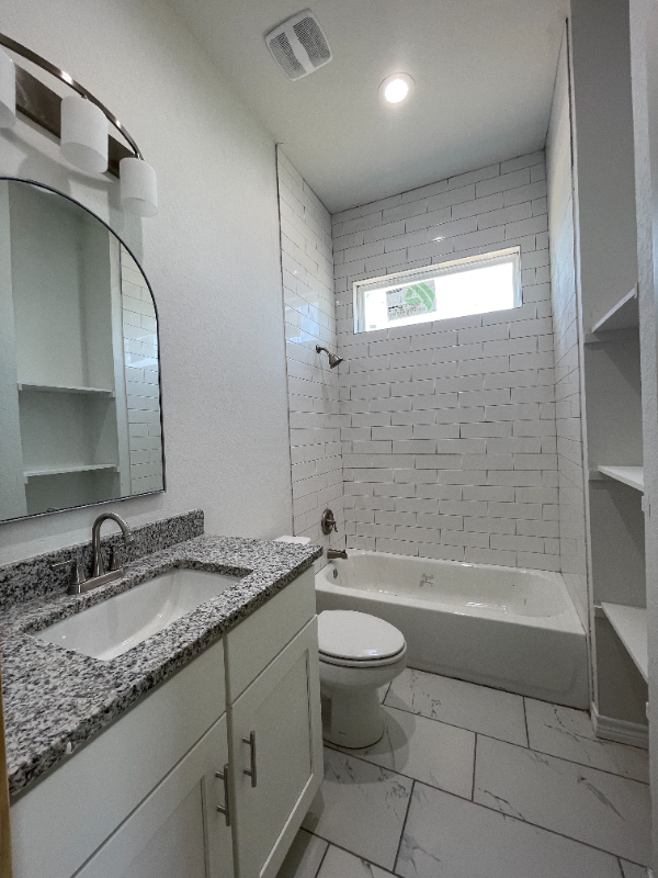 1201 Willow St - Photo 7 of 10