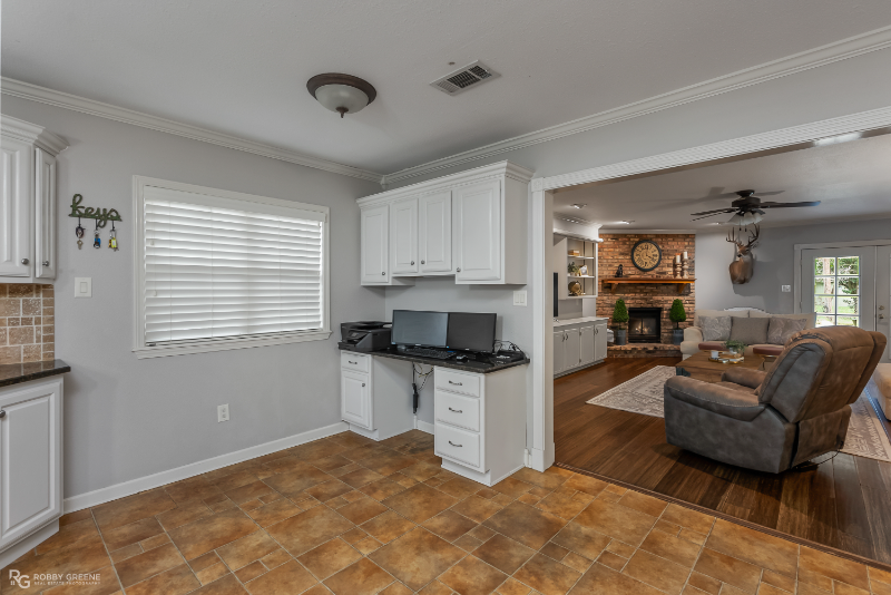 3727 Greenway Pl - Photo 6 of 28