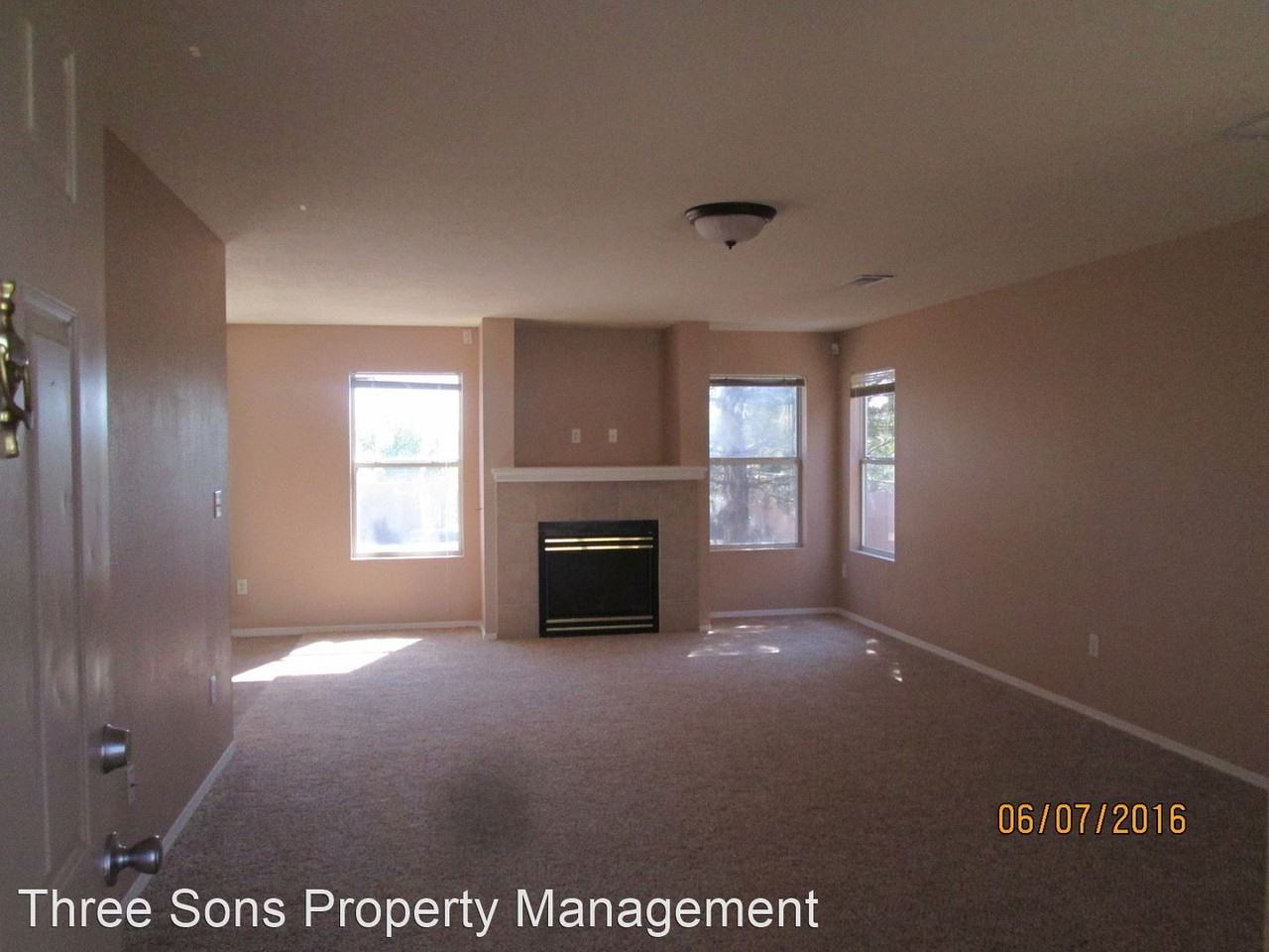 10236 Shawna St Nw - Photo 2 of 12