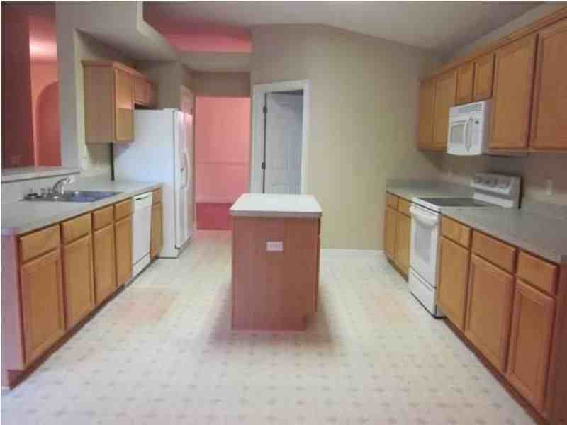 3148 Lost Creek Dr - Photo 3 of 9