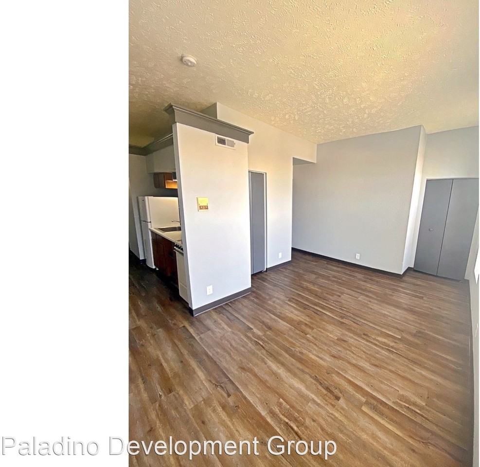 4725 S. 24th Street - Photo 3 of 13