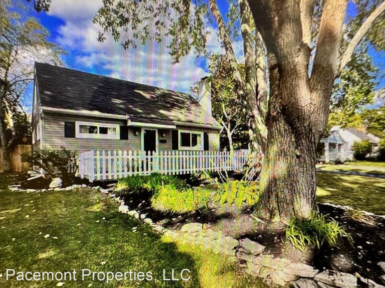 2386 Woodstock Rd - Photo 3 of 40