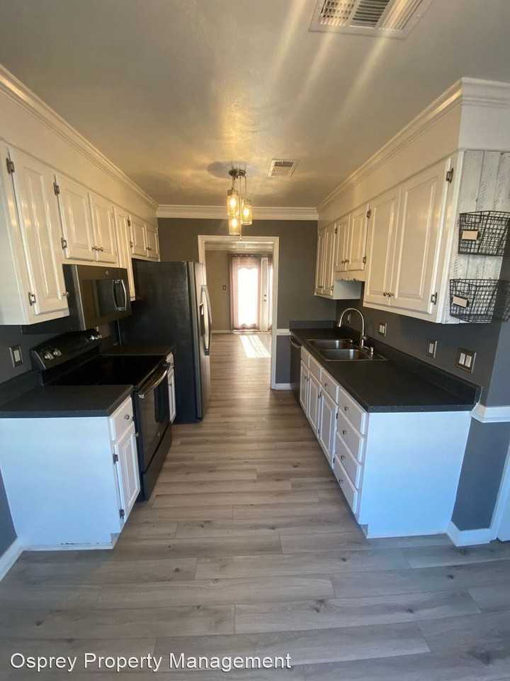 1219 San Roman Ct - Photo 2 of 12