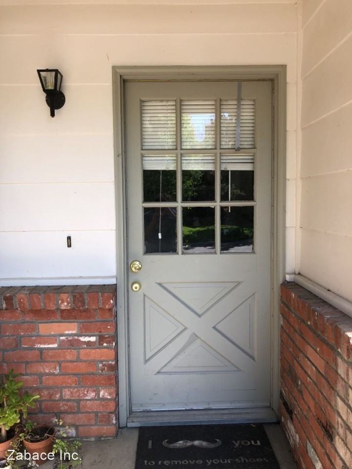 1810 Hanover Dr. - 551 Scripps Drive - Photo 2 of 16