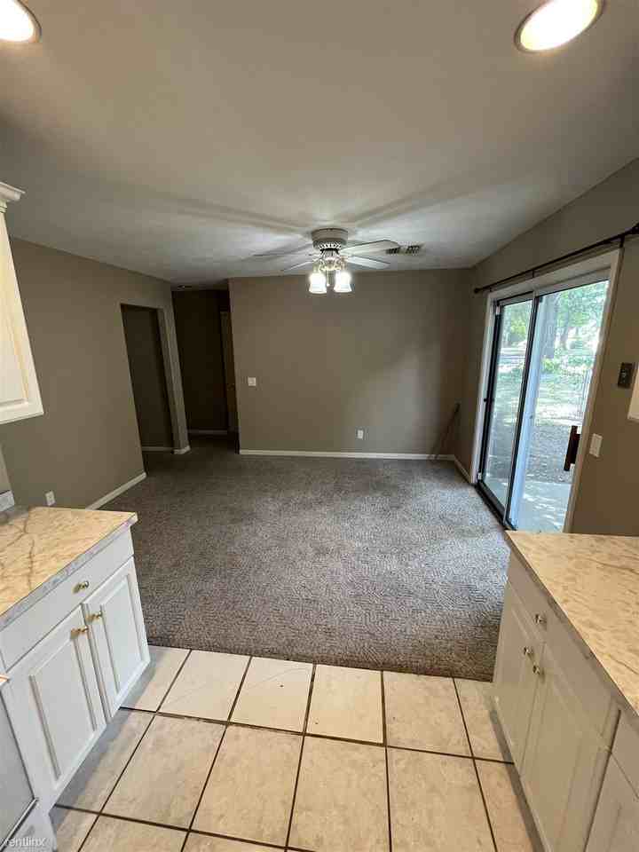 2 N 3rd St - Photo 2 of 8