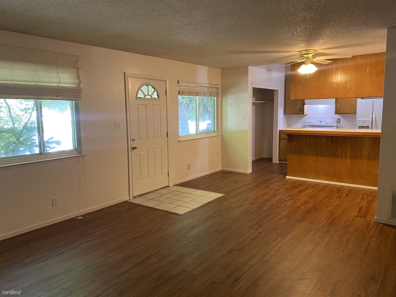 9054 Montoya St - Photo 2 of 8