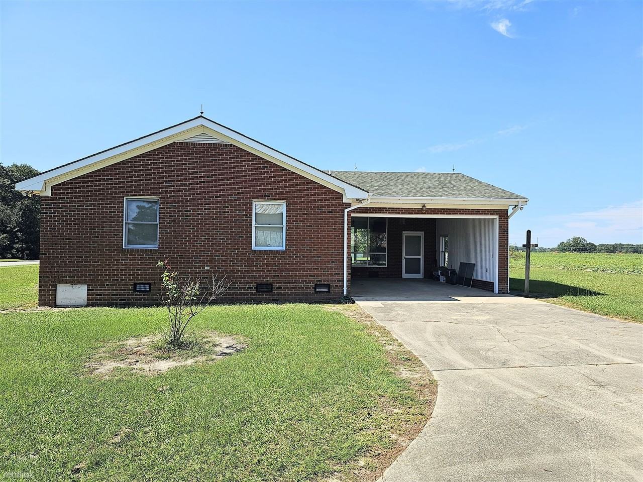 4228 Woods Crossroads Rd - Photo 2 of 26