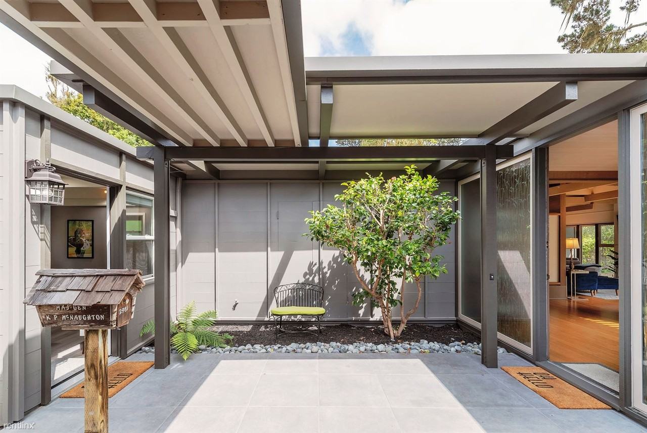 2981 Sloat Rd - Photo 3 of 26