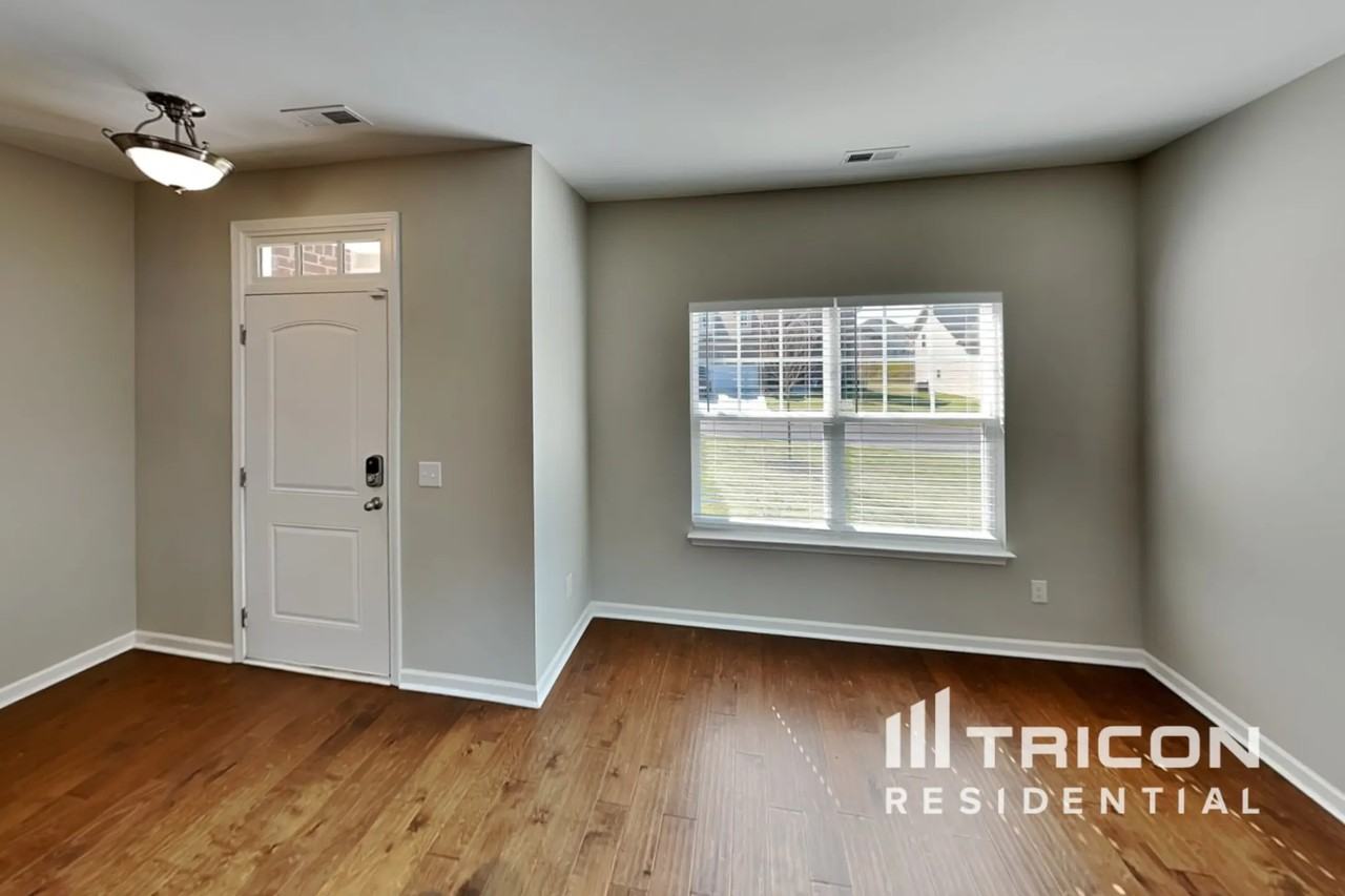 316 Wyburn Pl - Photo 2 of 36