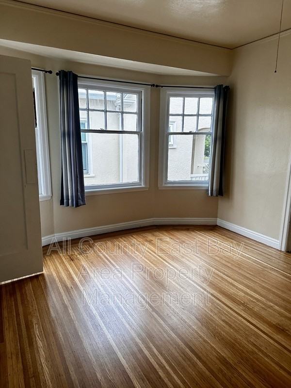 615 Carmel Ave - Photo 3 of 16