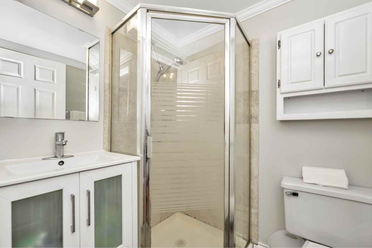 1039 Caledonia Avenue #101 - Photo 3 of 11