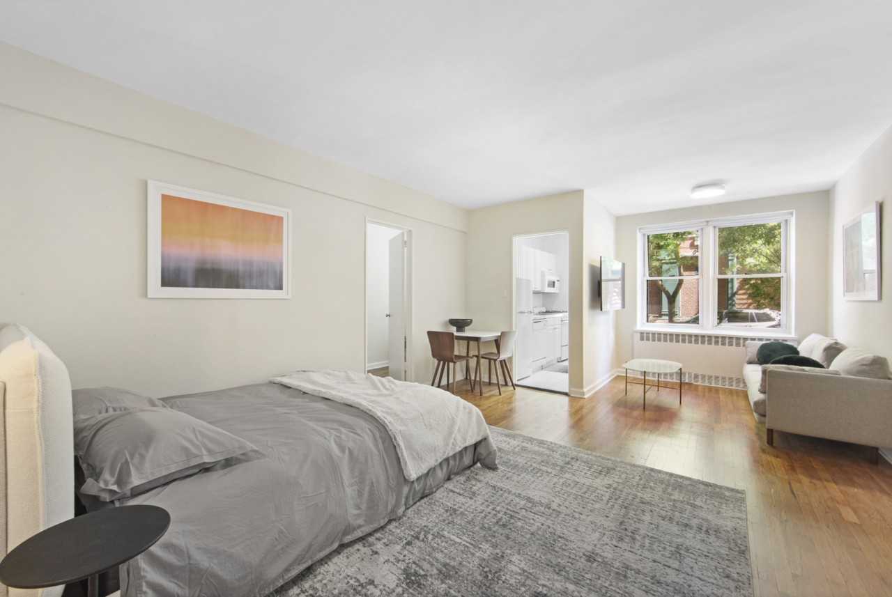 Greenwich St & Bank Street 1D, New York, NY 10014 Studio Apartment for