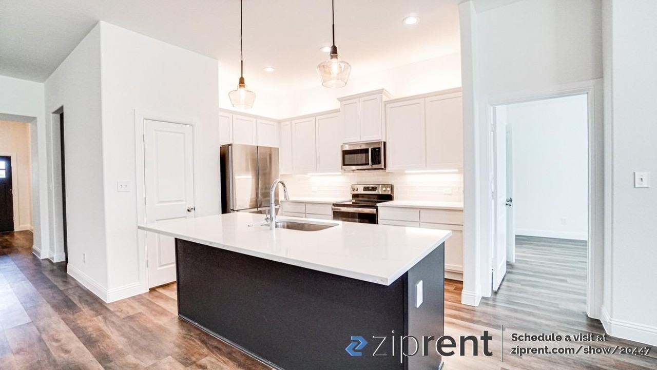 631 W Gould St, Pilot Point, TX 76258 3 bedroom House Rental Zumper