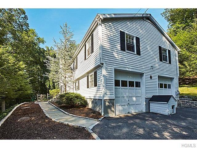 246 Greenwich Rd - Photo 2 of 28