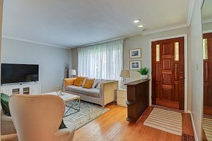 21 Helsby Crescent - Photo 2 of 9