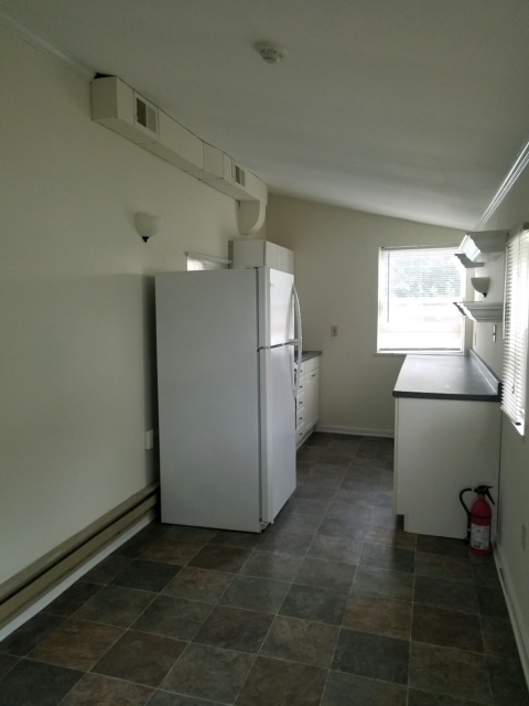 332 W Saint Joseph St #A - Photo 2 of 14