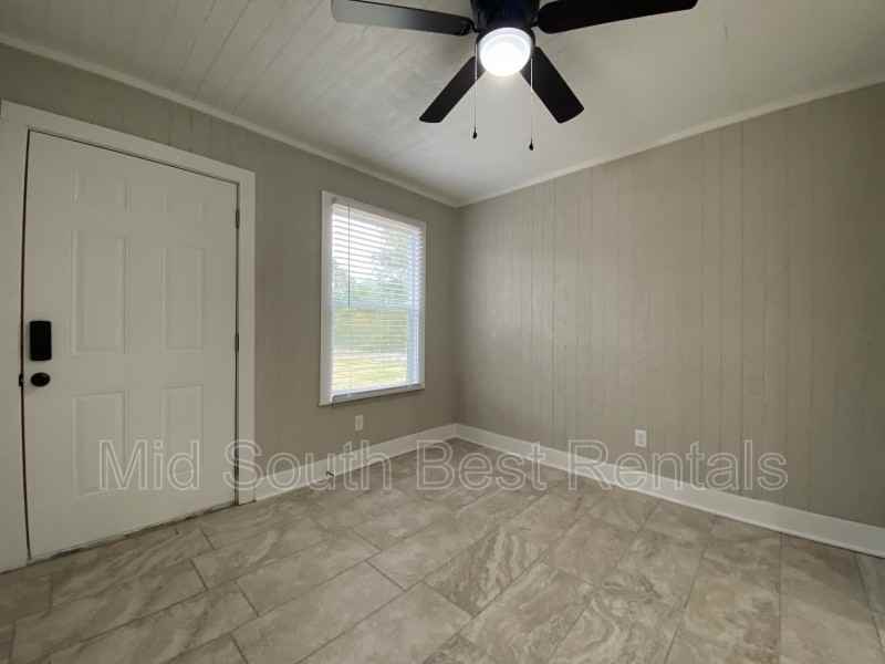 8217 1st St #B - Photo 2 of 7