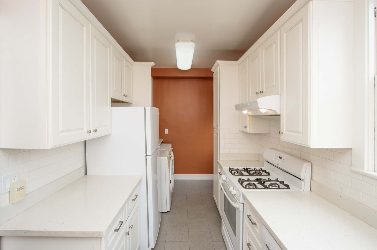 5520 California Street 0 - Photo 2 of 11